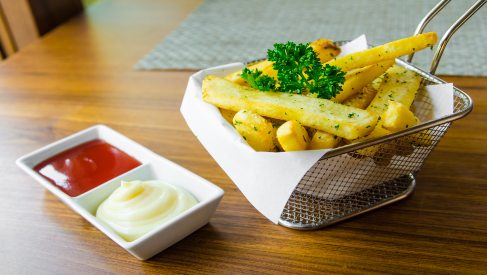 Elevate your snack game with DeliFry!